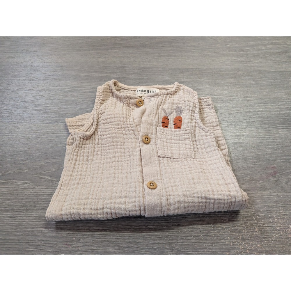 Rabbit + Bear Baby Muslin Romper 6-9M Oatmeal Beige Carrot Embroidery Sleeveless